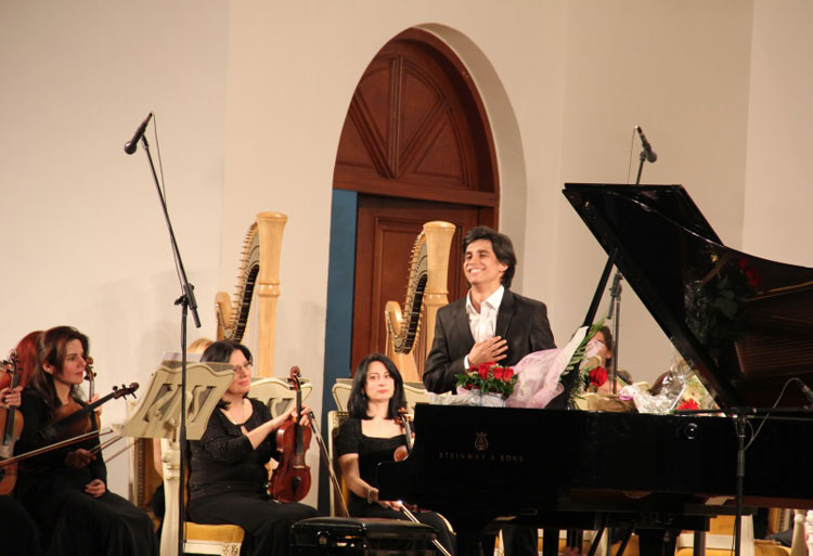 Murad Abasov (fortepiano)