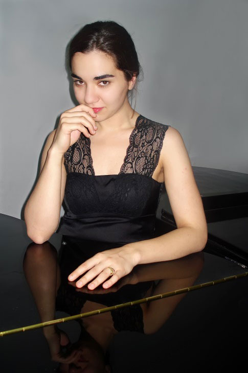Nərgiz Kəngərli (fortepiano)